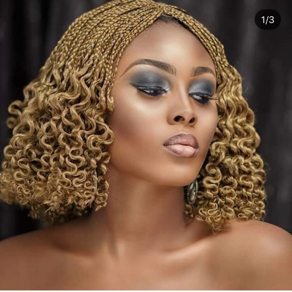 Braided wig - Picture 5 of 11